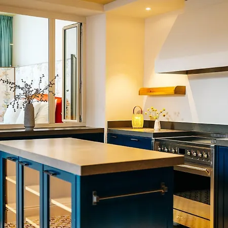 Luxury Residences By Widder